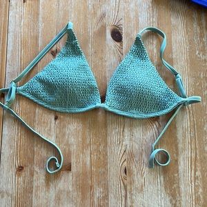 Hollister Women’s Sage Swimsuit Top Size M